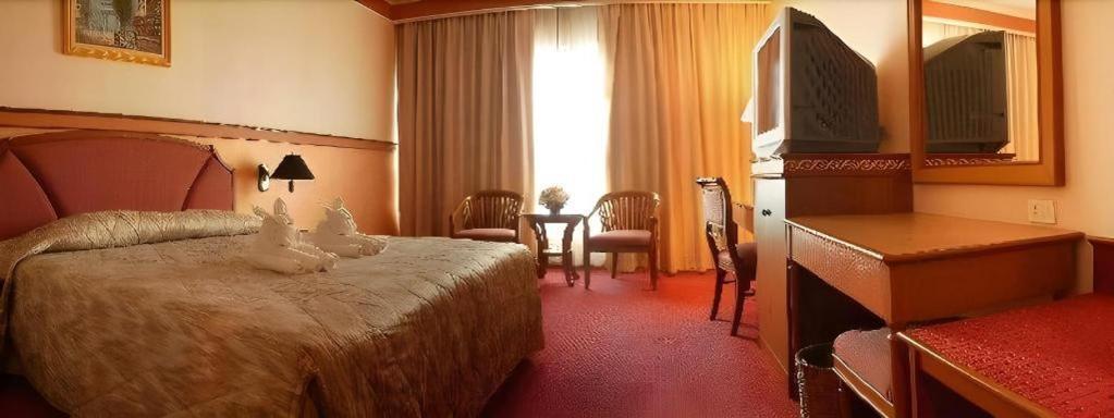 Sakura Hotel Hat Yai Esterno foto