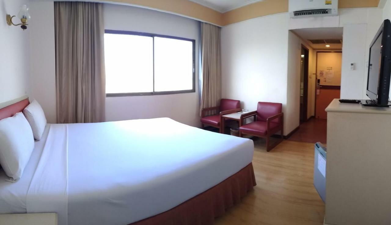 Sakura Hotel Hat Yai Esterno foto
